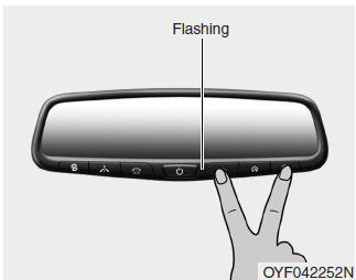 Hyundai Tucson: Mirrors. To train most devices, follow these instructions: